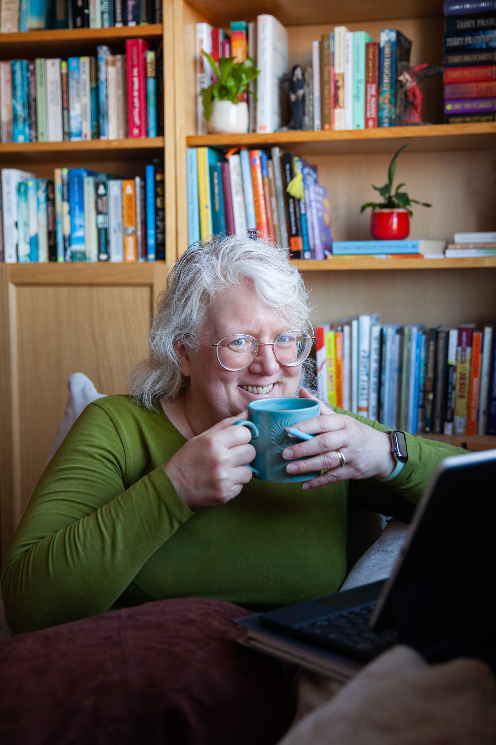 Quaker A-Z: N is for Nosiness & Noteworthy